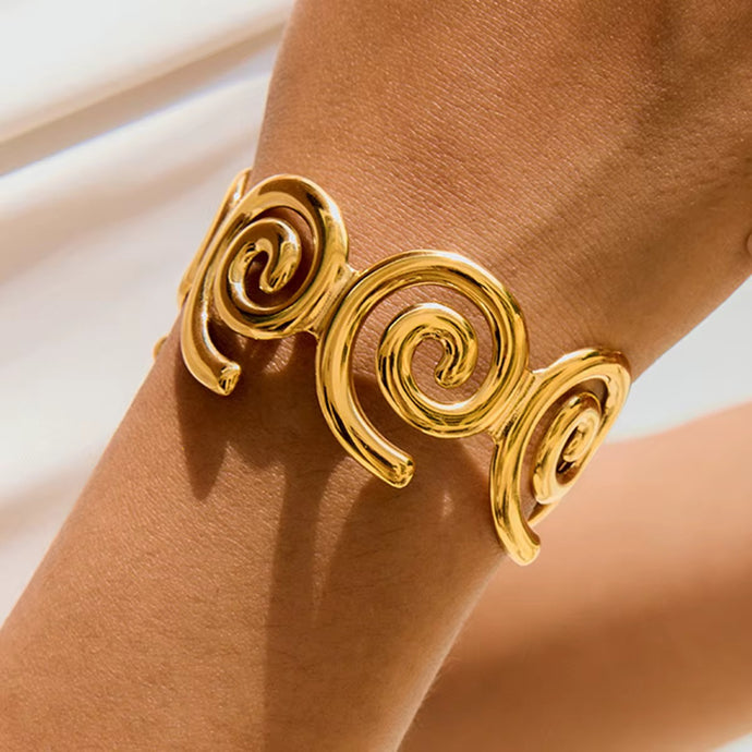 Conch Stainless Steel Cuff Bracelet
